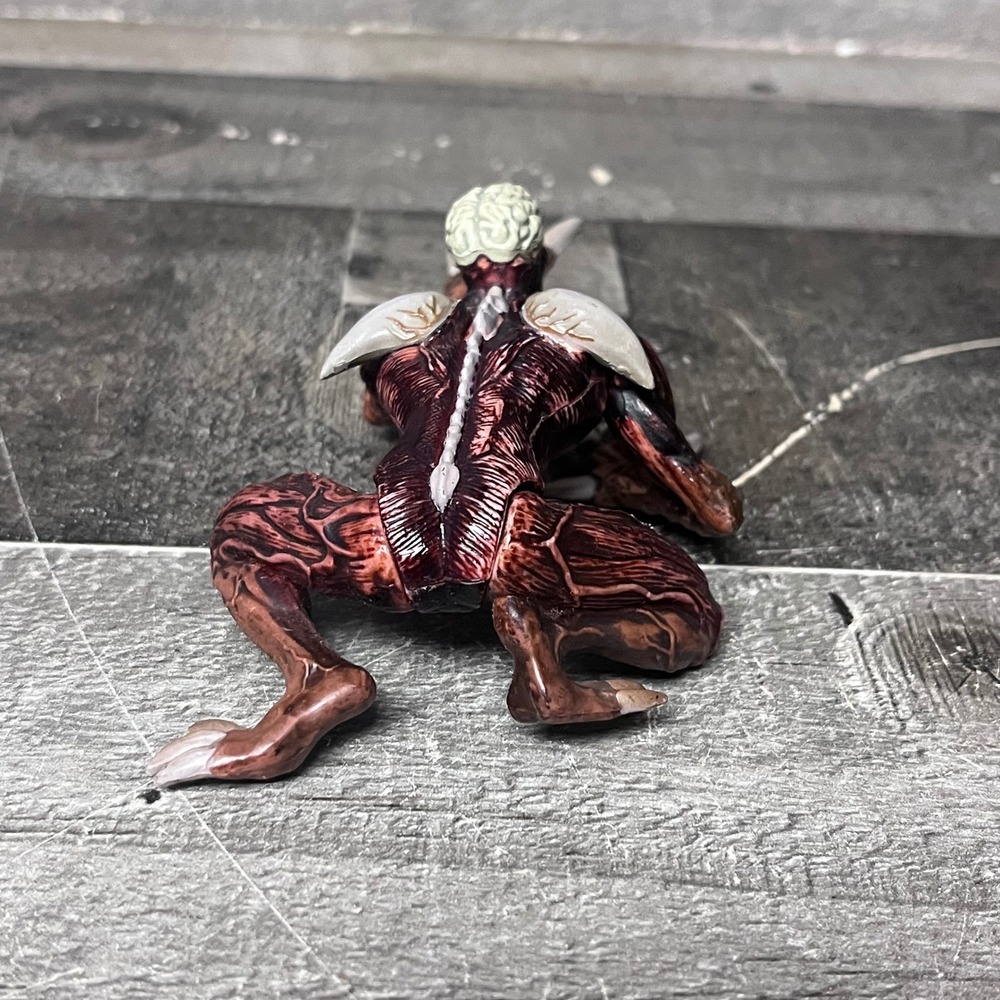 Resident Evil Licker Action Figure Capcom Horror Monster Toy Red Brown - Picture 3 of 9